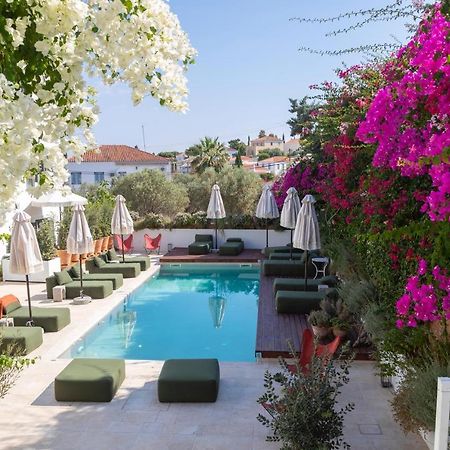 Yayaki Spetses Hotel Buitenkant foto