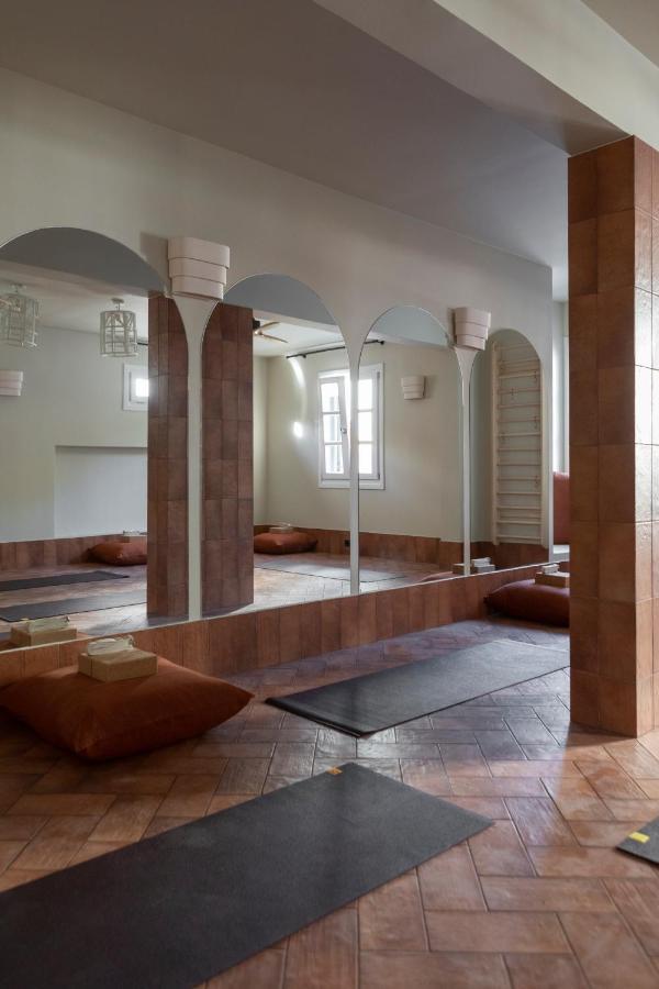 Yayaki Spetses Hotel Buitenkant foto