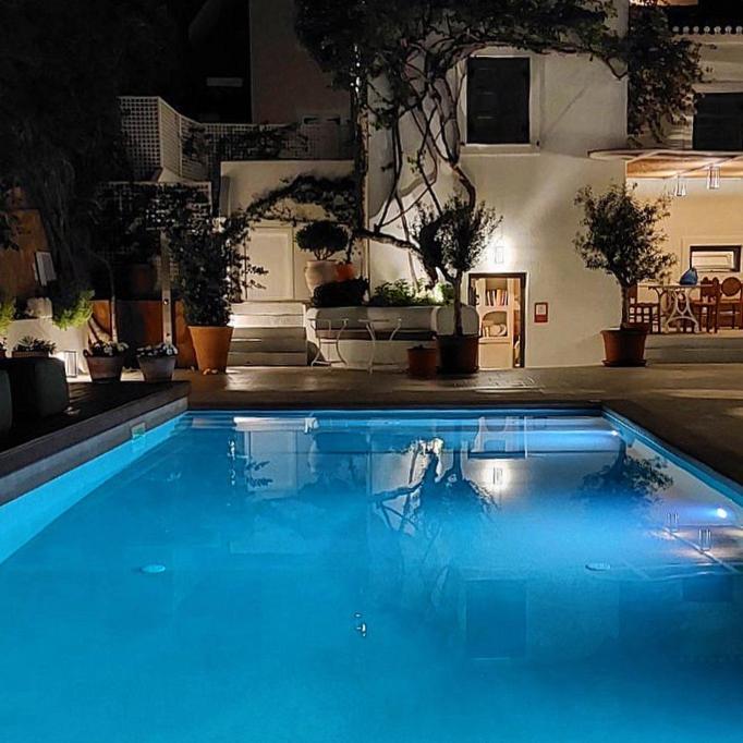 Yayaki Spetses Hotel Buitenkant foto